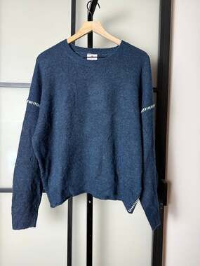 SUNDRY Navy Oversized Sweater Size Large